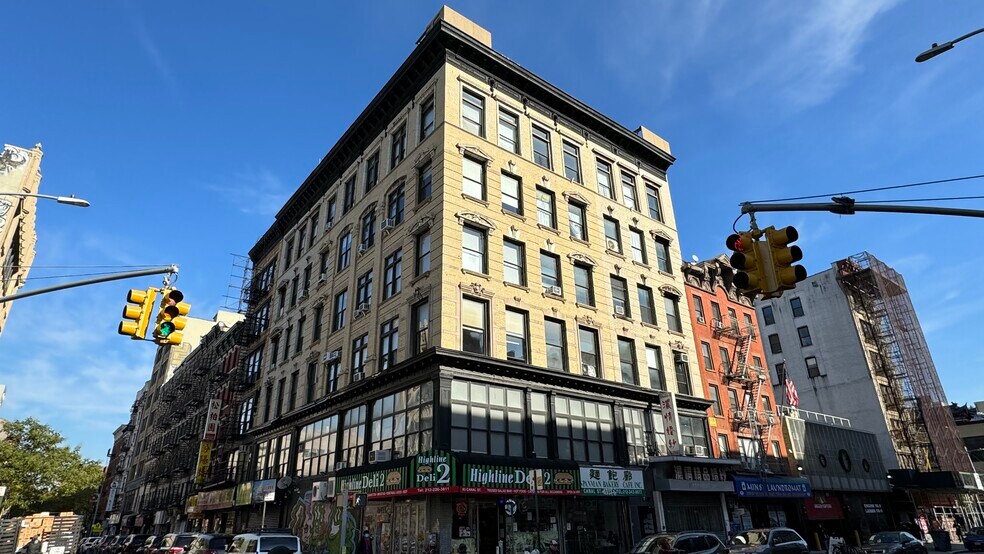 More Photos Of 83 Canal St, New York Loft Creative Space For Lease