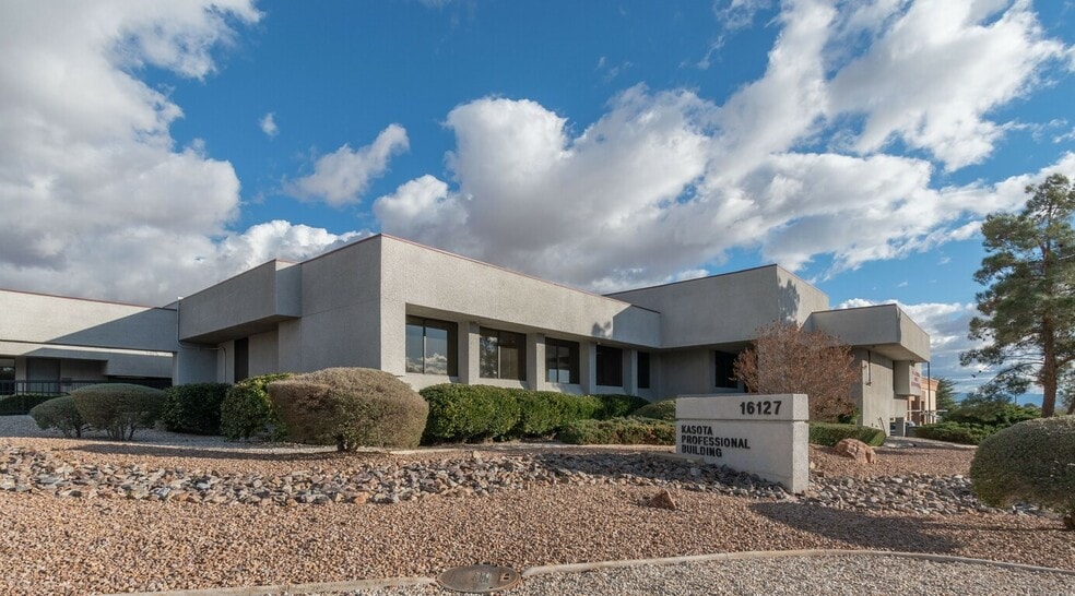 Primary Photo Of 16127 Kasota Rd, Apple Valley Medical For Sale