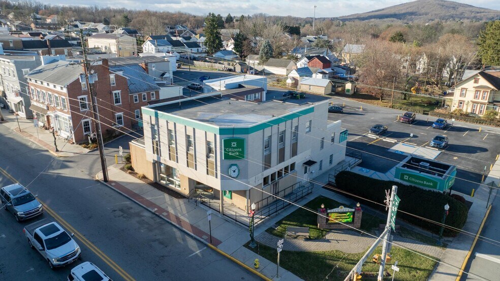 More Photos Of 4 S Baltimore St, Dillsburg Bank For Lease
