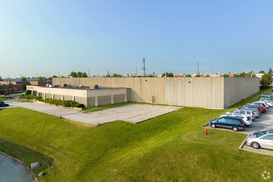 More Photos Of 1033 Jayson Ct, Mississauga Manufacturing For Sale