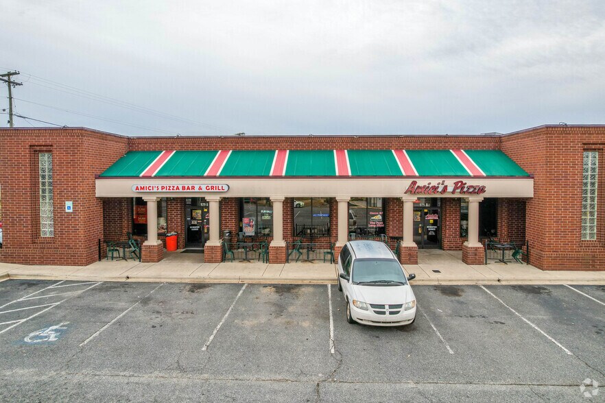 More Photos Of 929 Concord Pky S, Concord Unknown For Lease