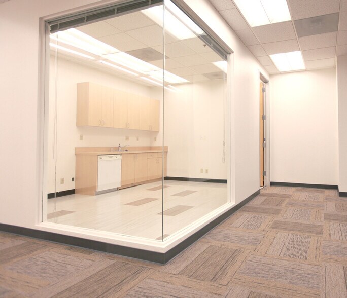 More Photos Of 2901 Tasman Dr, Santa Clara Loft Creative Space For Lease