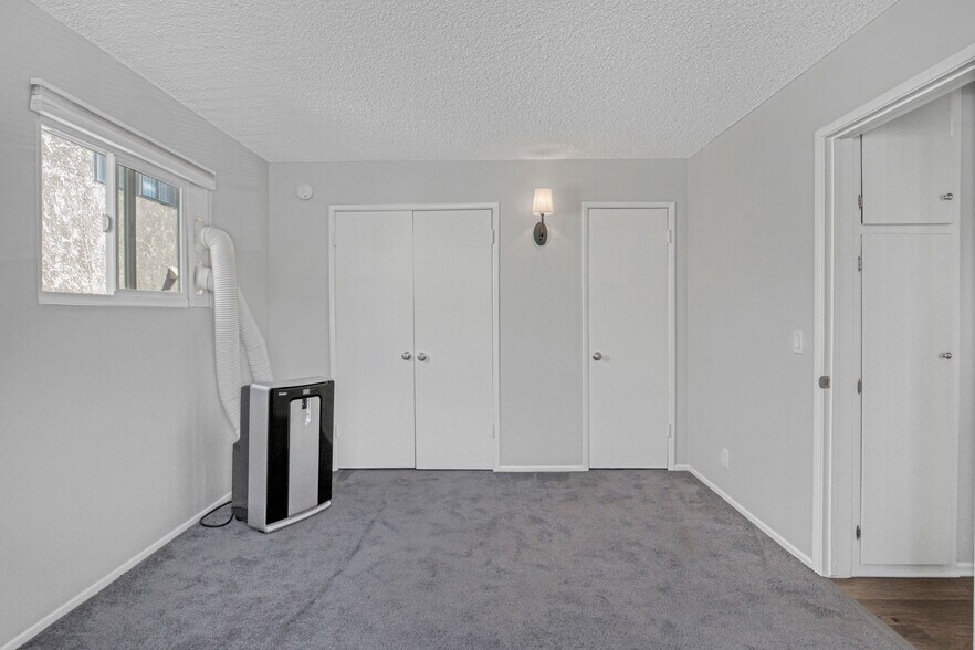 More Photos Of 12256 Riverside Dr, Valley Village Apartments For Sale