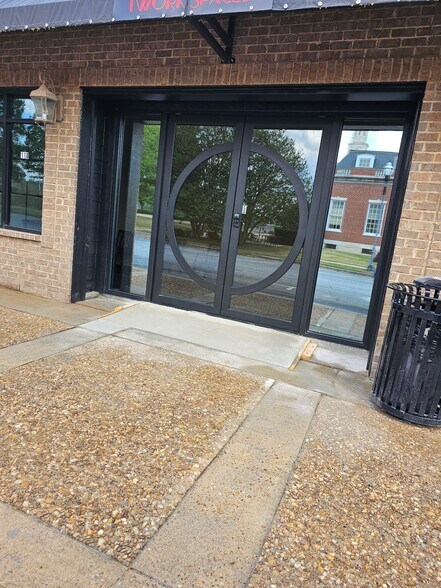 More Photos Of 118 Madison St, Alexander City Coworking Space