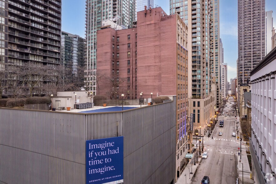 More Photos Of 640 N Wabash Ave, Chicago Hotel For Sale