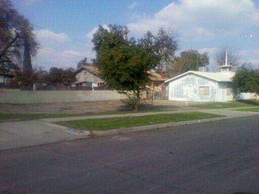 Primary Photo Of 701 Mayor Ave, Fresno Religious Facility For Sale