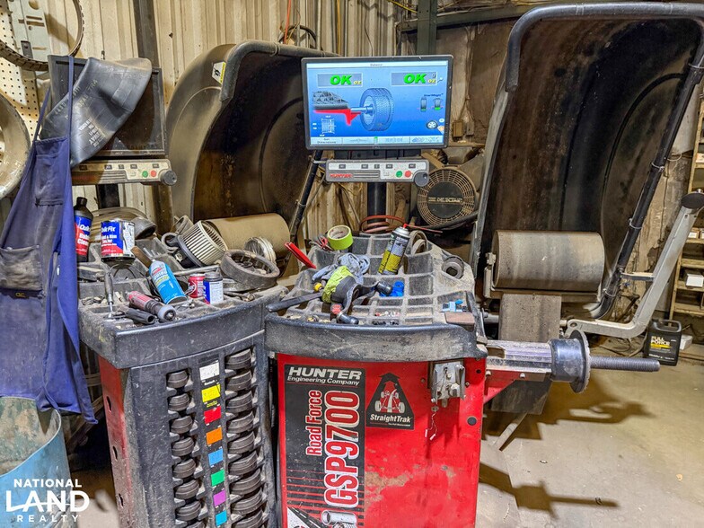 More Photos Of SR-5 S, Marion General Retail For Sale