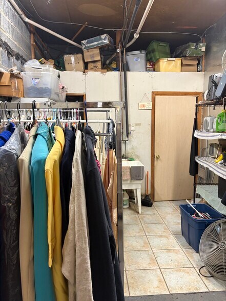 More Photos Of 6515 Rising Sun Ave, Philadelphia Storefront Retail Residential For Lease