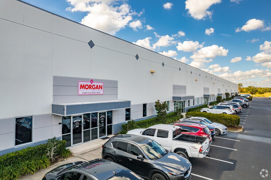 More Photos Of 4450 Pet Ln, Lutz Distribution For Lease