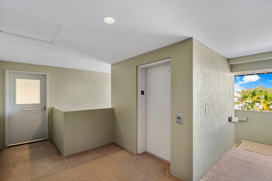 More Photos Of 75-167 Hualalai Rd, Kailua Kona Medical For Sale