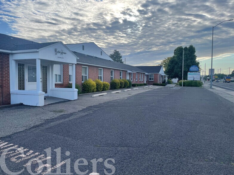 Primary Photo Of 1525 Addison Ave E, Twin Falls Office For Lease