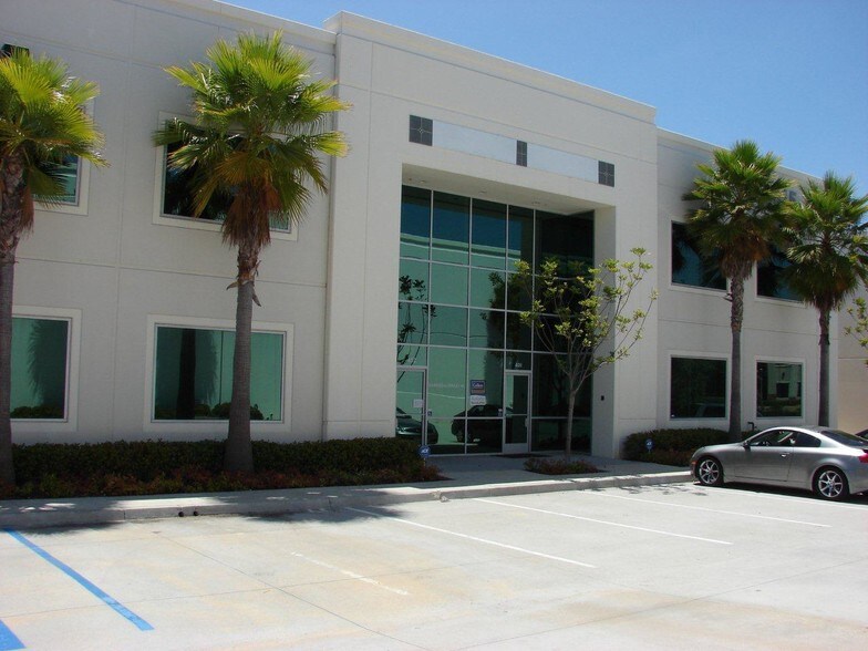More Photos Of 4015 Avenida de la Plata Dr, Oceanside Manufacturing For Lease