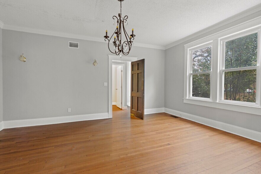 More Photos Of 181 N Fairview Ave, Spartanburg Apartments For Sale