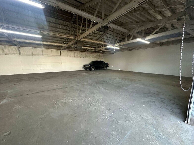 More Photos Of 456 S I St, San Bernardino Warehouse For Sale