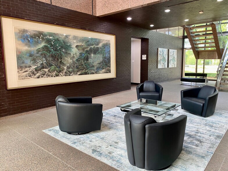 More Photos Of 3700 River Walk Dr, Flower Mound Office For Lease