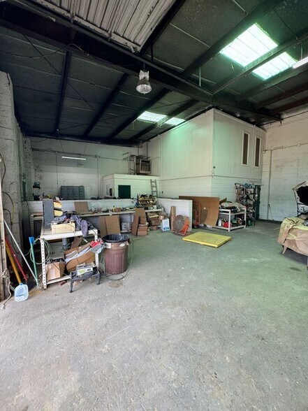 More Photos Of 2032 Sylvester Dr, Moultrie Warehouse For Sale