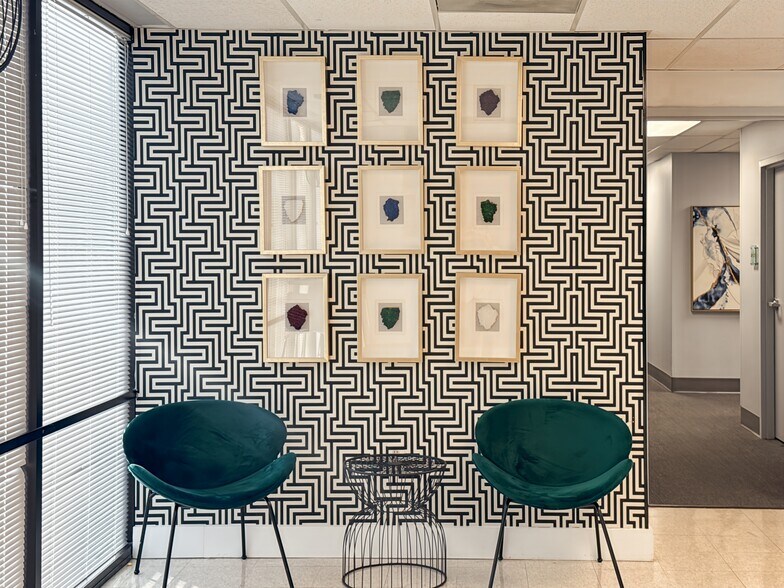 More Photos Of 1331 Union Ave, Memphis Coworking Space