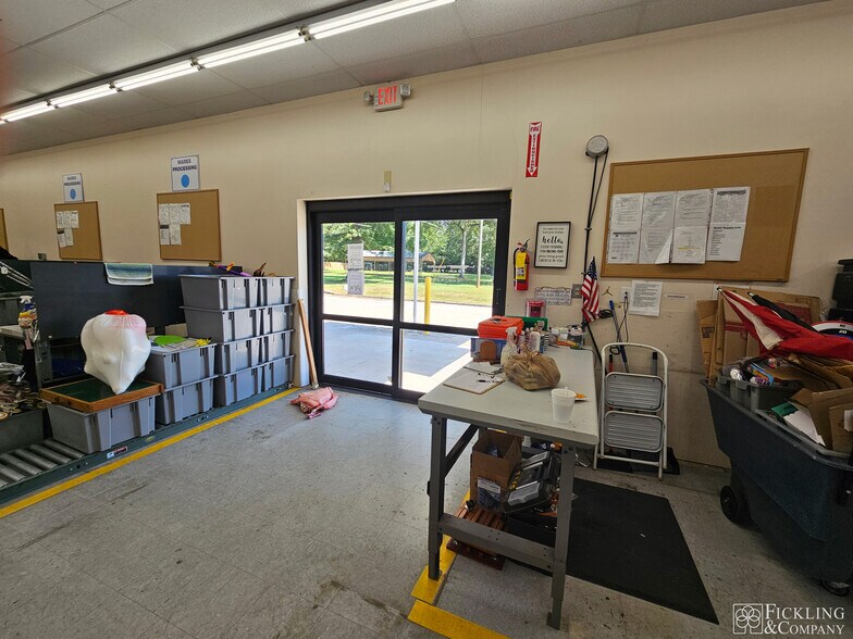 More Photos Of 6109 Houston Rd, Macon-Bibb Freestanding For Sale