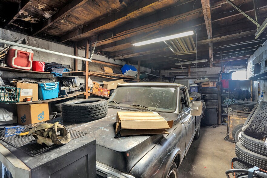 More Photos Of 1001 E 30th St, Indianapolis Industrial For Sale