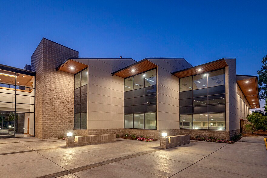 Primary Photo Of 3600 Marconi Ave, Sacramento Loft Creative Space For Sale