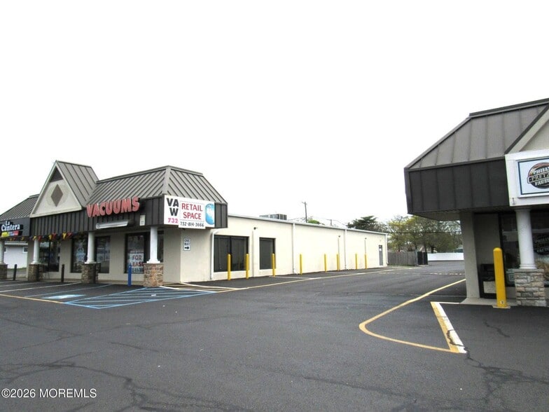 More Photos Of 1847 Hooper Ave, Toms River General Retail For Lease