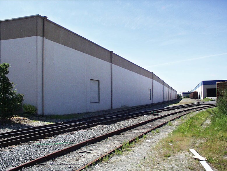 More Photos Of 8939 S 190th St, Kent Warehouse For Lease