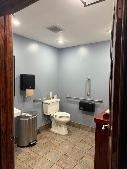 More Photos Of 12318 State Highway 18, Conneaut Lake Freestanding For Lease