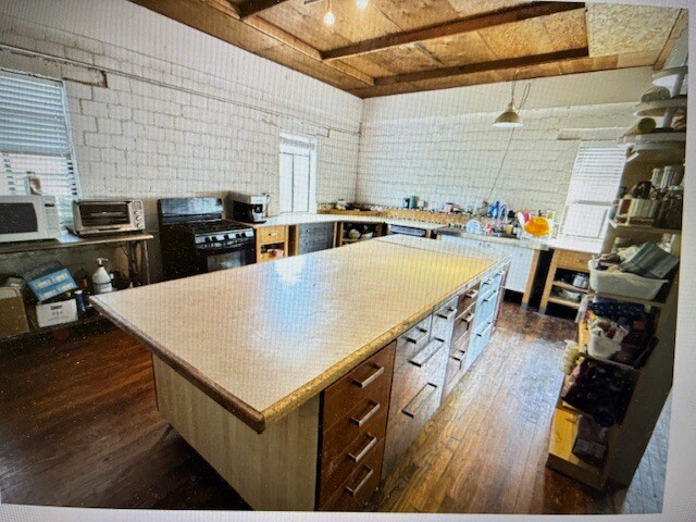 More Photos Of 1312 W Clarendon Dr, Dallas Apartments For Sale