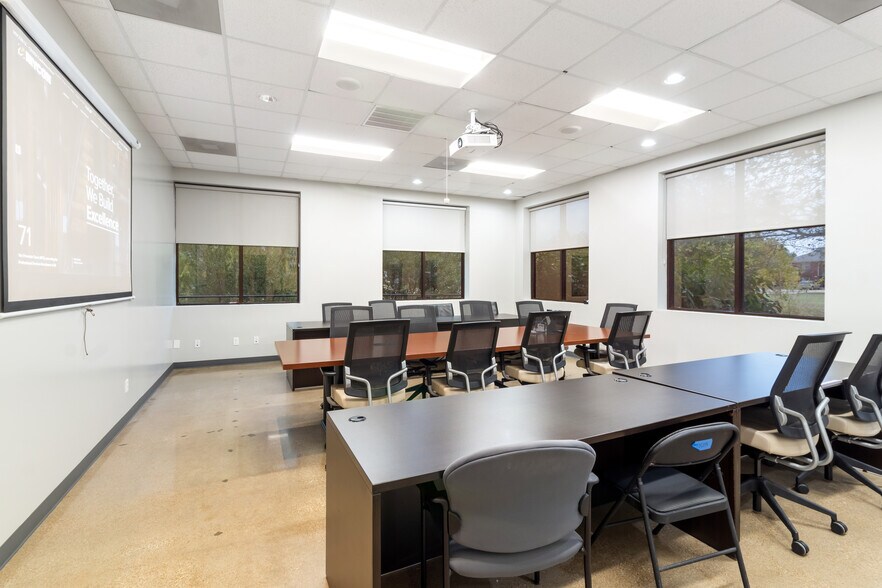 More Photos Of 2501 Ashford Dr, College Station Office Residential For Sale