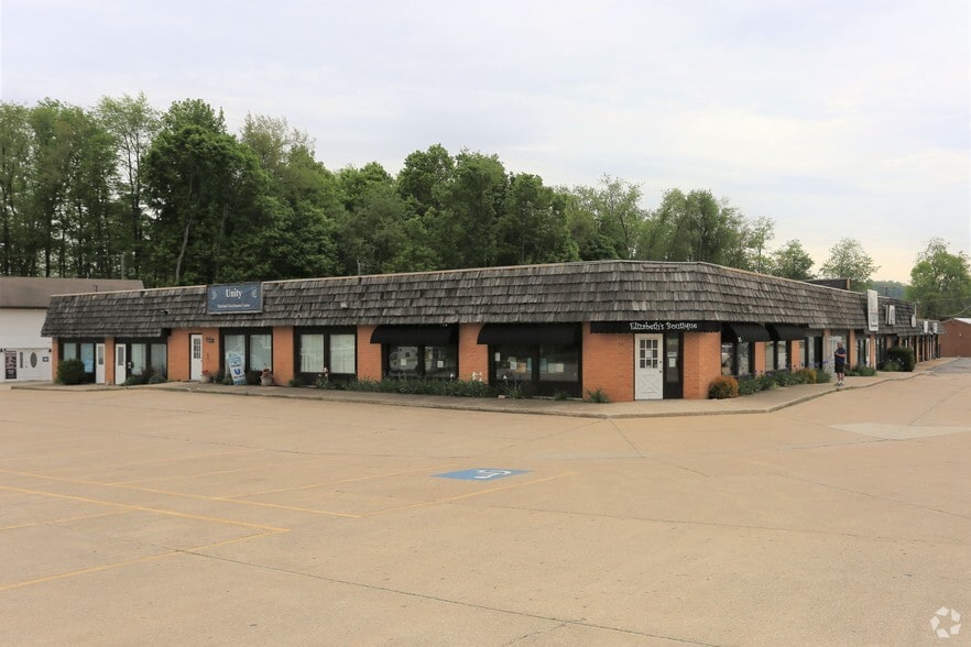 More Photos Of 303-309 E Main St, Mansfield Unknown For Lease