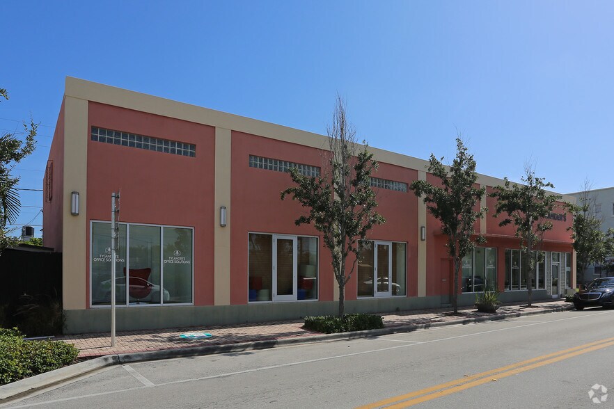 More Photos Of 535 24th St, West Palm Beach Showroom For Lease