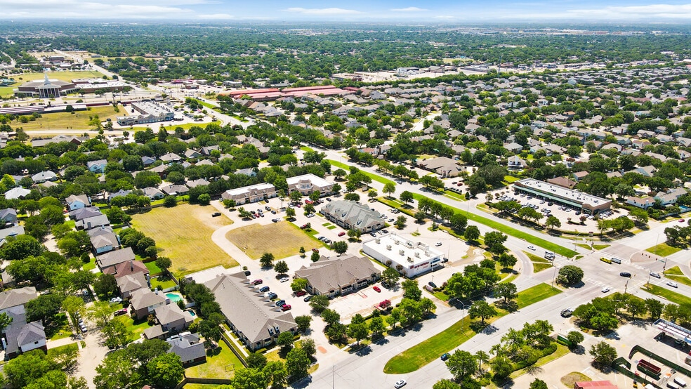 More Photos Of 5407 Basswood Blvd, Fort Worth Medical For Lease