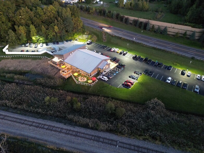 More Photos Of 17684 US Highway 12, New Buffalo General Retail For Sale