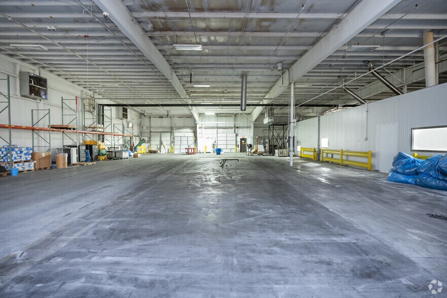 More Photos Of 211 Pine Rd, Easley Warehouse For Sale