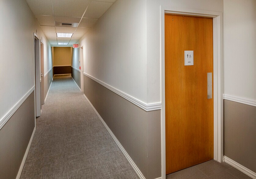 More Photos Of 30 Benchmark Rd, Avon Office For Sale