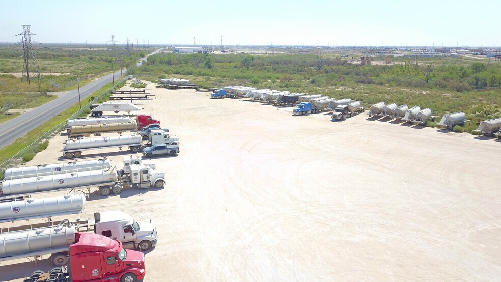More Photos Of 2250 Dixie Blvd, Odessa Industrial For Sale