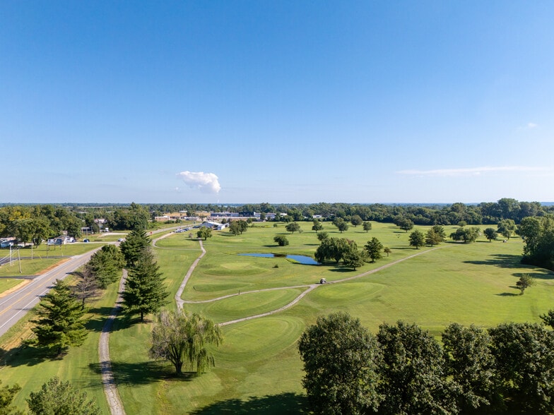 More Photos Of 3500 Kingshighway, East Saint Louis Golf Course Driving Range For Sale
