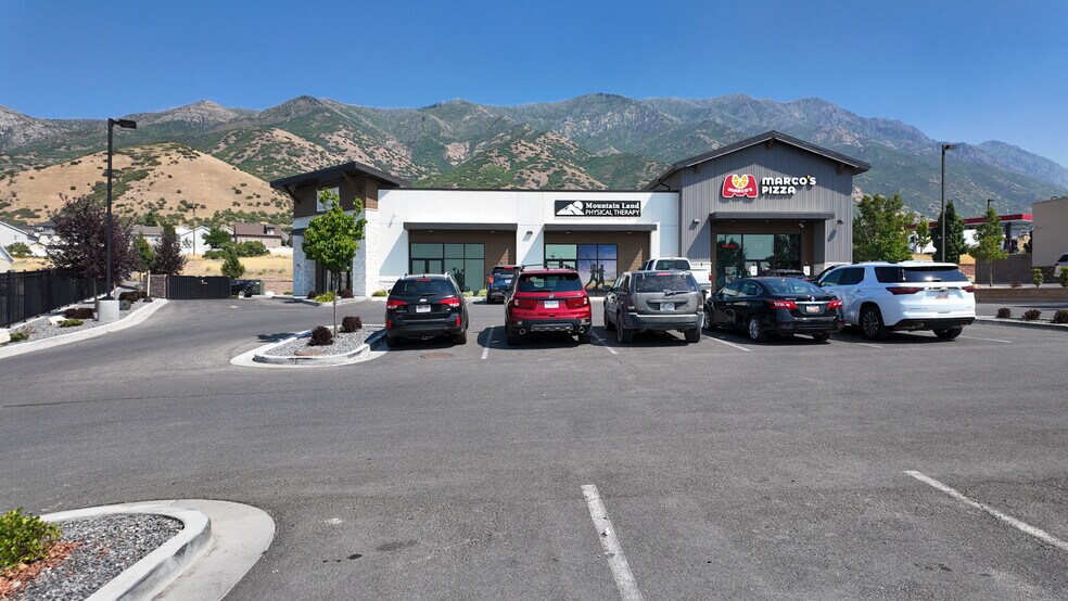 More Photos Of 82-94 Highland Dr, Santaquin Storefront Retail Office For Lease
