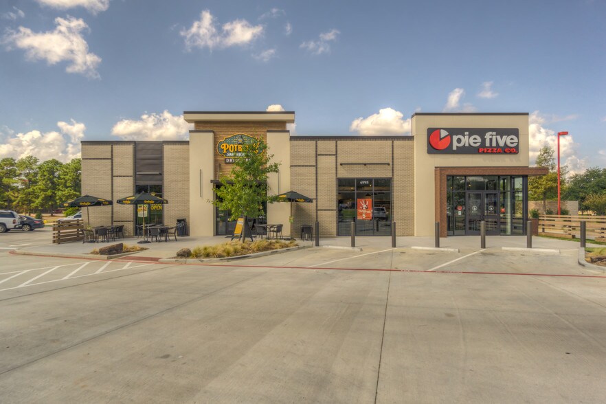 More Photos Of 6995 S Broadway Ave, Tyler Restaurant For Lease