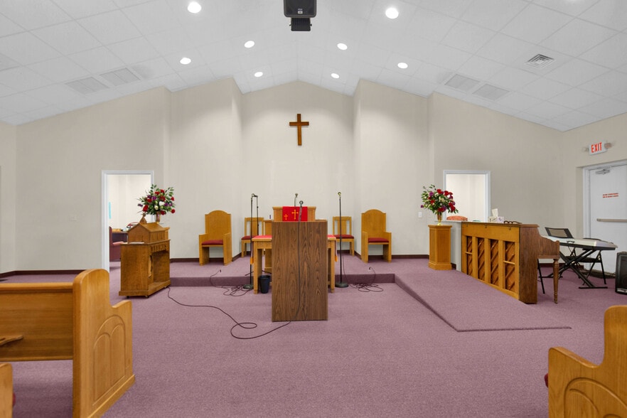 More Photos Of 3460 Big Piney Grove Rd, Clinton Specialty For Sale