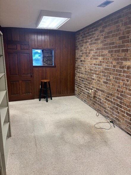 More Photos Of 825 1st Ave N, Surfside Beach Office For Lease