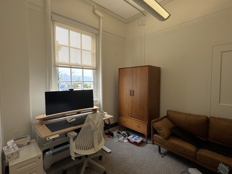 More Photos Of 220 Halleck St, San Francisco Office For Lease