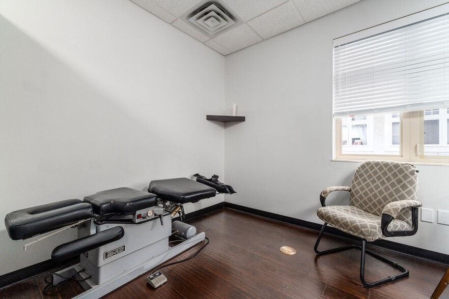 More Photos Of 440 Beecher Rd, Columbus Medical For Lease