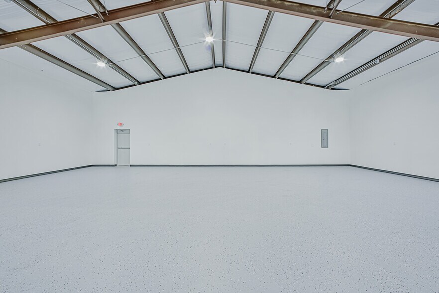 More Photos Of 4108 Dawn St, Houston Industrial For Lease