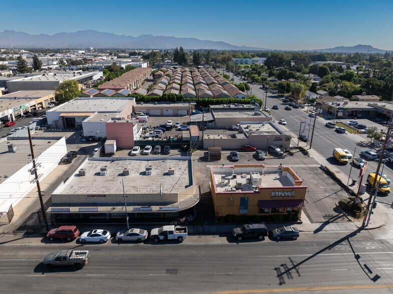 More Photos Of 7610 Sepulveda Blvd & 15243 Saticoy St., Van Nuys Land For Lease