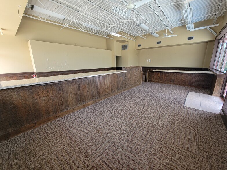 More Photos Of 12011 Bammel North Houston Rd, Houston Restaurant For Lease