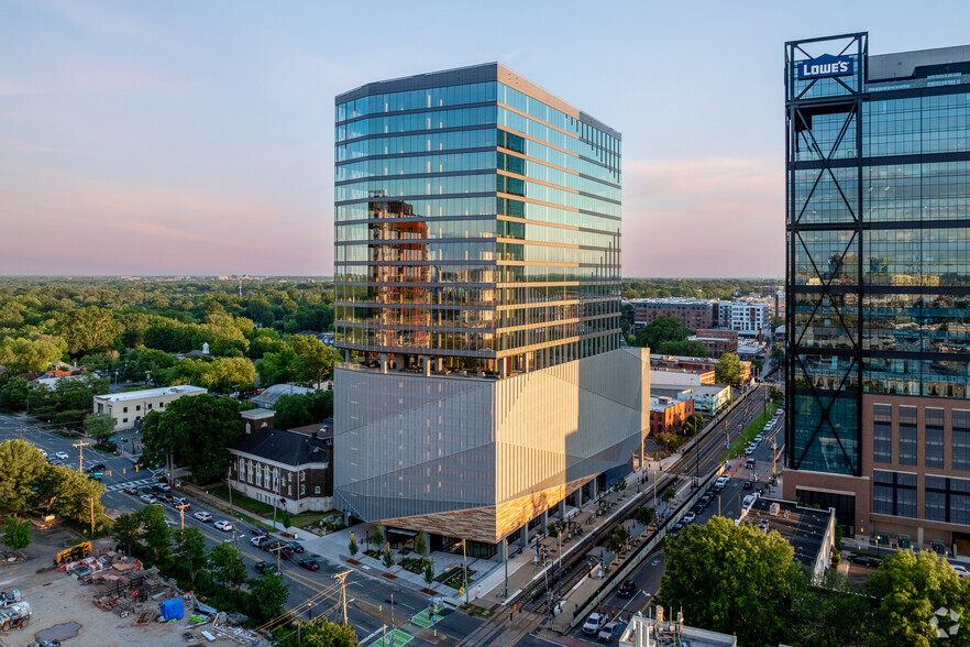 Primary Photo Of 110 East Blvd, Charlotte Office For Lease