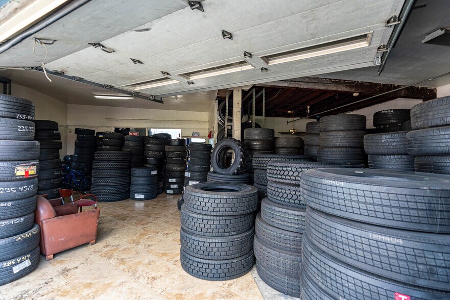 More Photos Of 13021 Century Blvd, Garden Grove Auto Repair For Sale