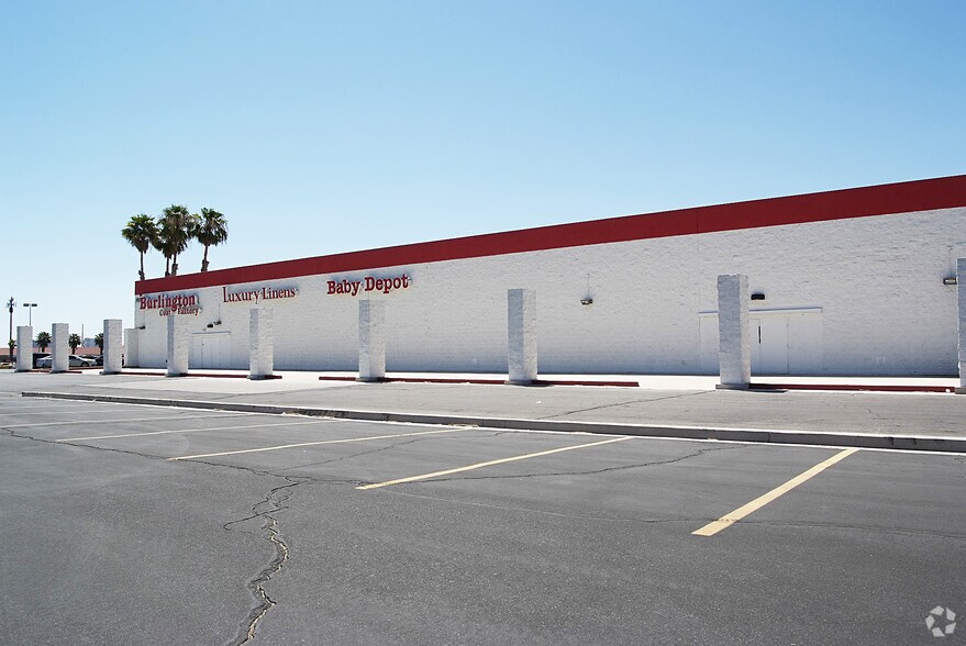 More Photos Of 5959 W Sahara Ave, Las Vegas Freestanding For Lease