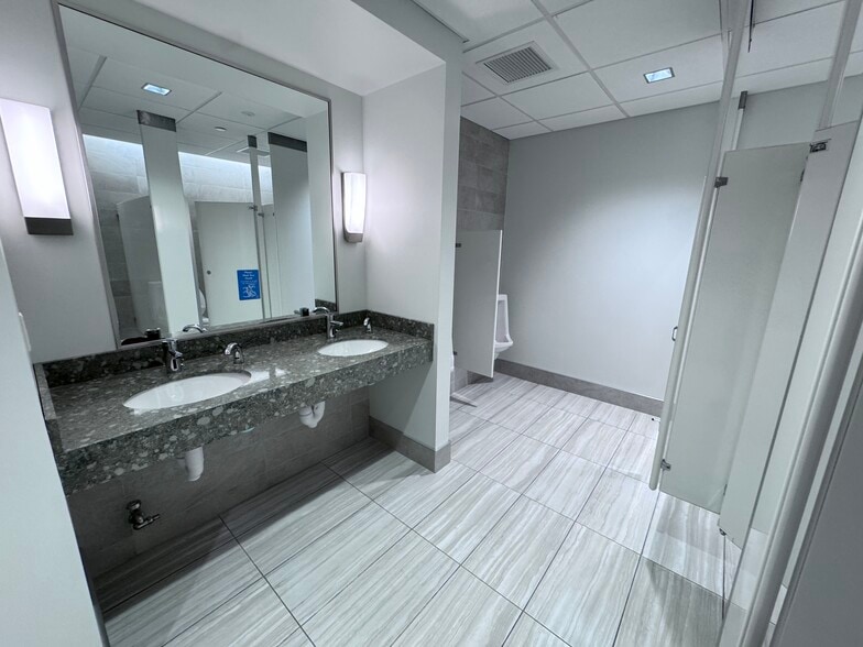 More Photos Of 100 Pennsylvania Ave, Framingham Office For Lease